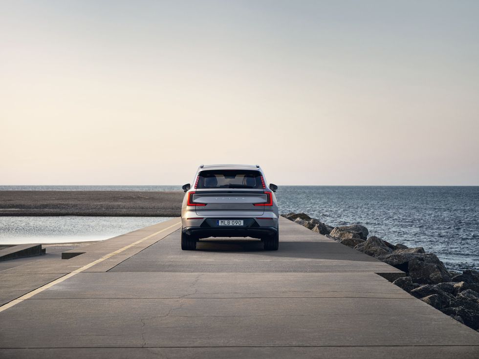 Volvo Announce All-New EX90 Electric